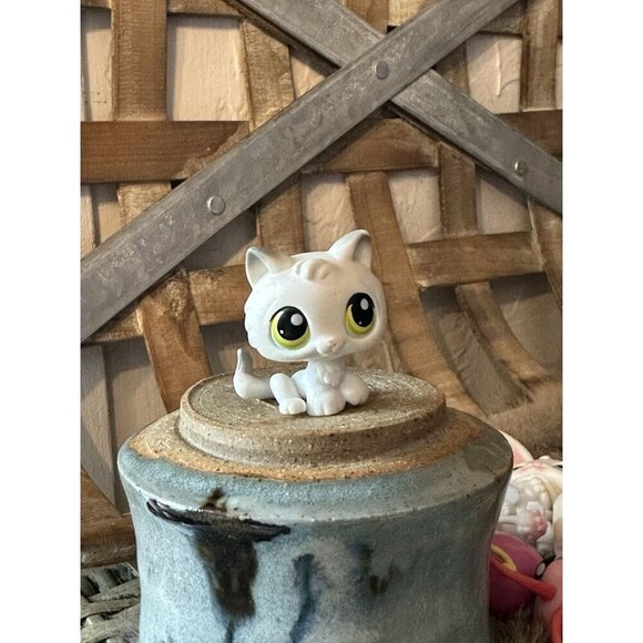 Hasbro Littlest Pet‎ Shop Figure Lot #42 619 49 101 7 202 759 100 Cat Bunny Bear - Picture 9 of 9